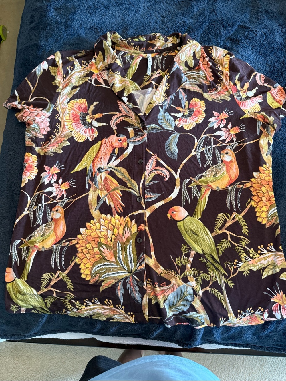 Soma Black Tropical Bird Button-Front Short Sleeve Top